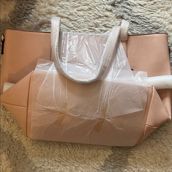 NWT - Poppy & Peonies Go Getter Tote - Blush - Picture 2 of 6